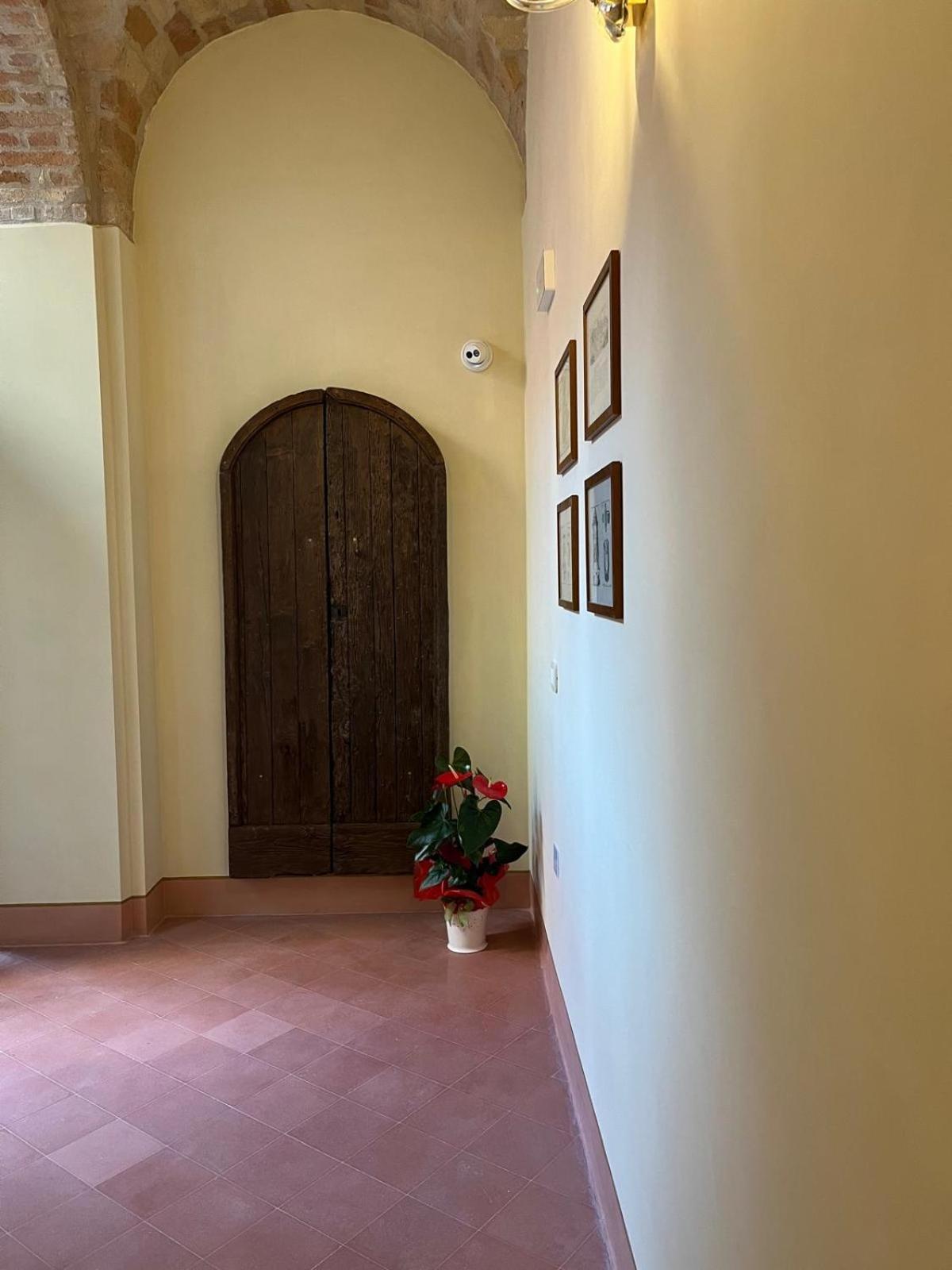 Dimora Santa Chiara Lägenhet Ripatransone Exteriör bild